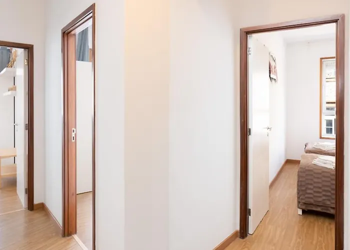 Renovated 3br Near Hotspots With Great Value アパート ポルト