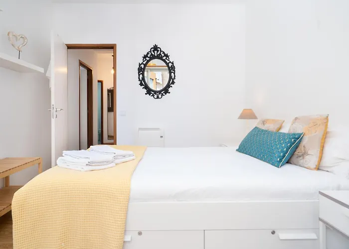 Renovated 3br Near Hotspots With Great Value *