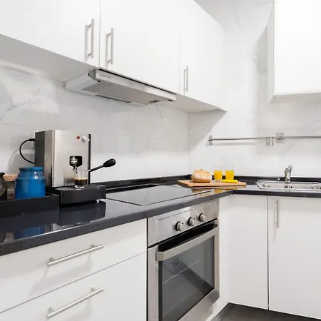 アパート Renovated 3br Near Hotspots With Great Value
