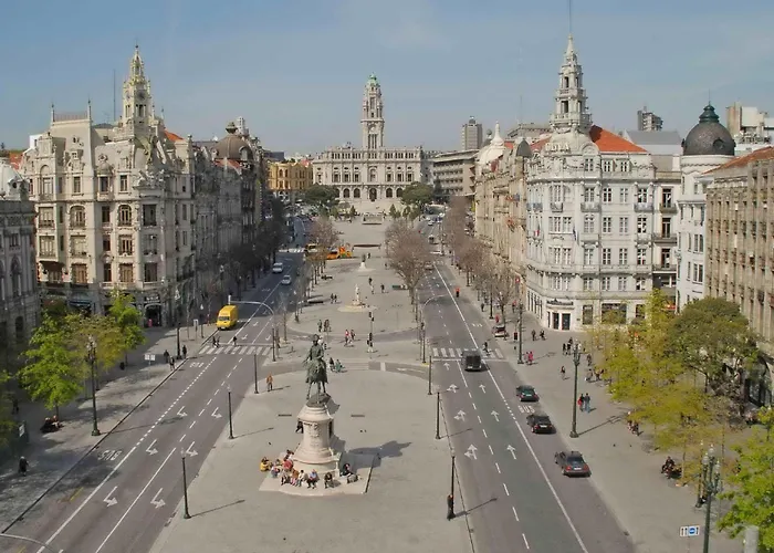 Renovated 3br Near Hotspots With Great Value Lejlighed Porto