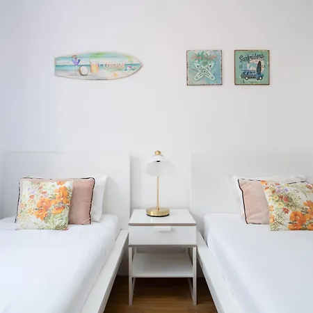 Renovated 3br Near Hotspots With Great Value Apartmán Porto